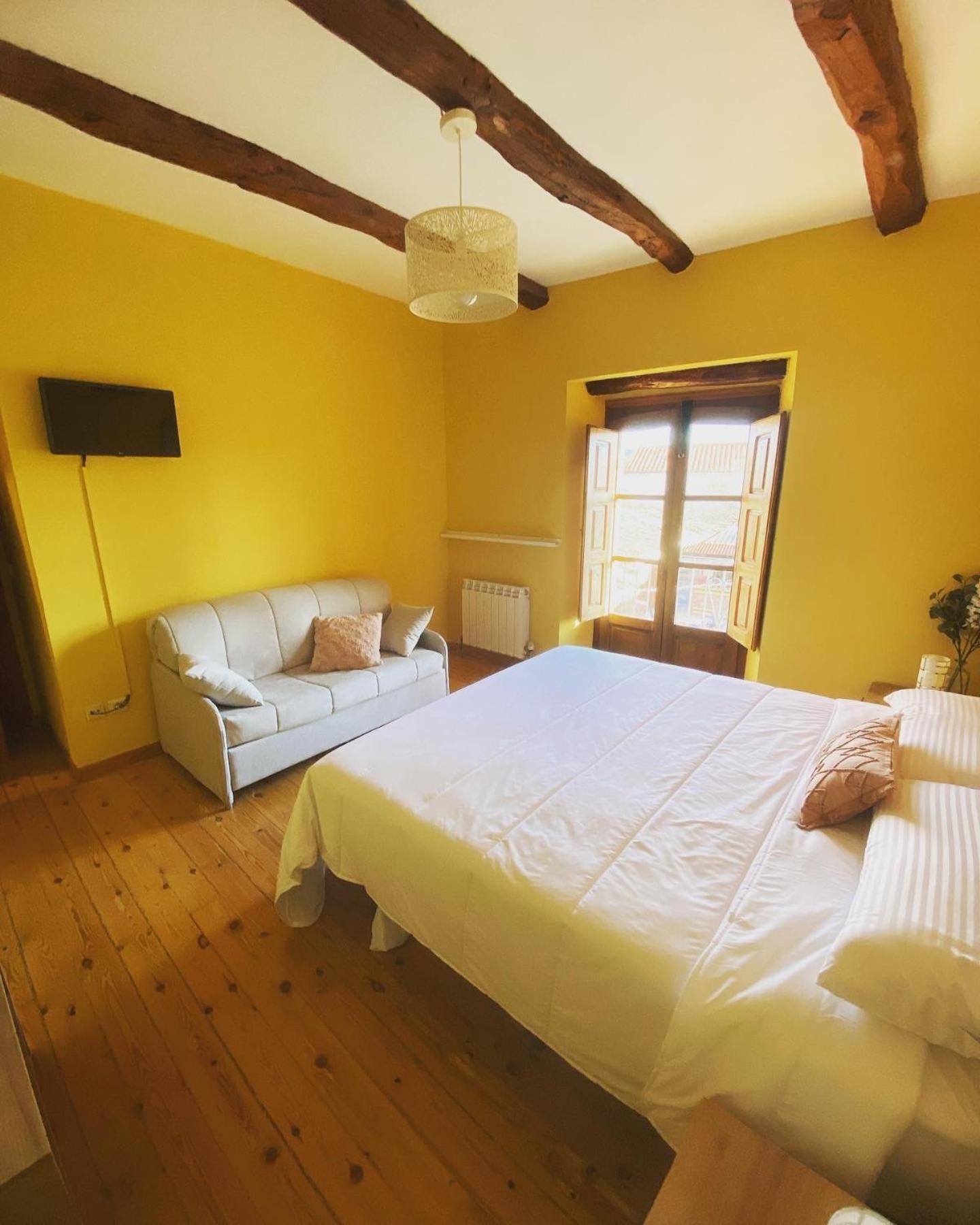 Hotel Restaurante Agapio De Tresnino Quintanilla de Onésimo المظهر الخارجي الصورة