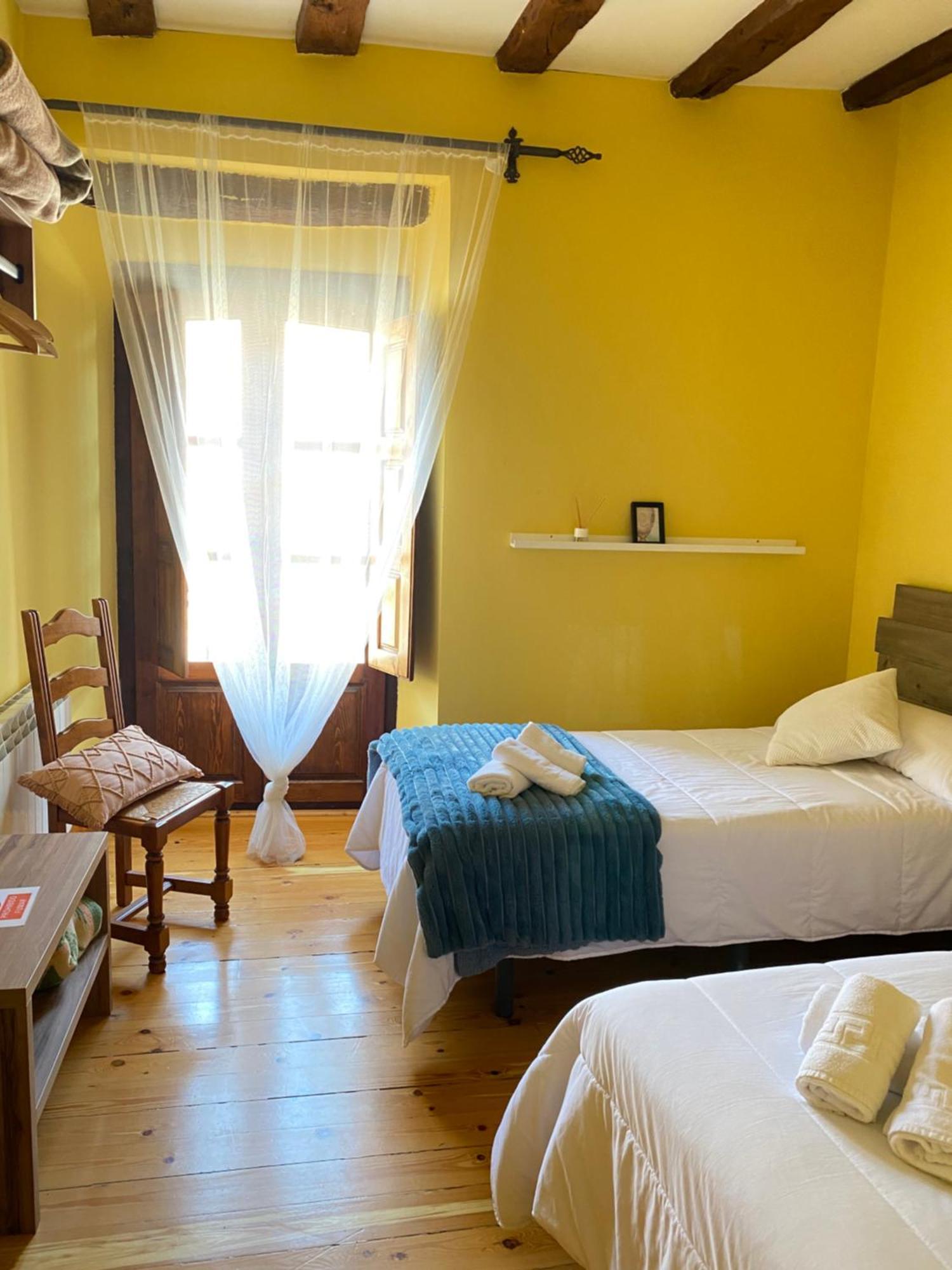 Hotel Restaurante Agapio De Tresnino Quintanilla de Onésimo المظهر الخارجي الصورة